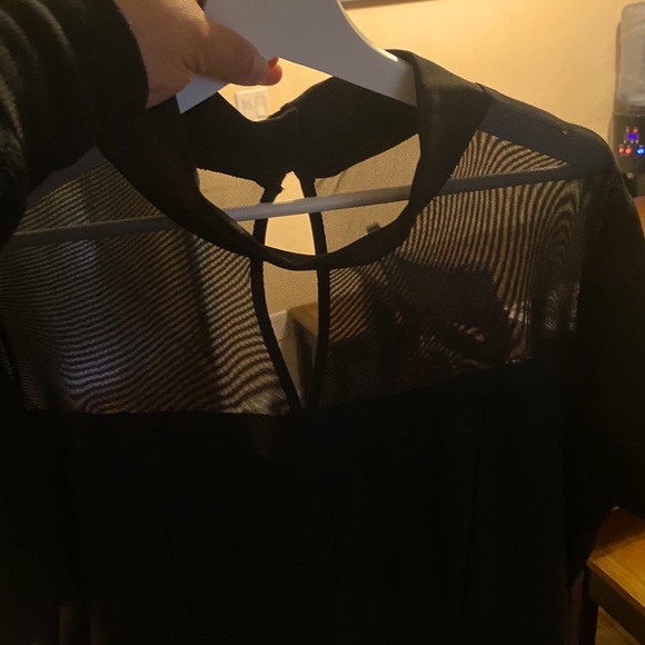 Black Hi-Lo dress with mesh top - Picture 3 of 4